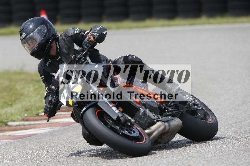 /24 08.06.2025 TZ Motorsport ADR/Gruppe gelb/18
